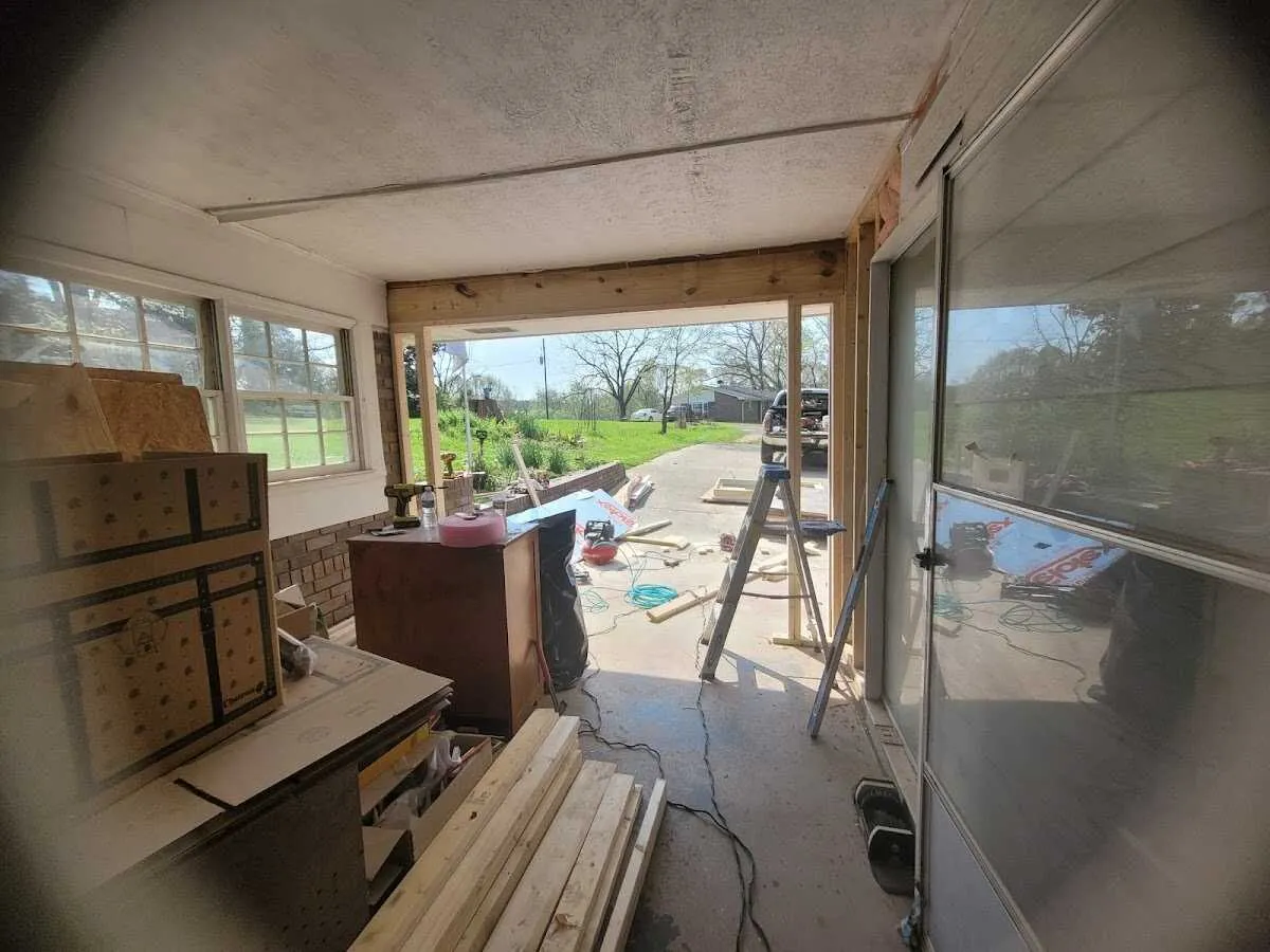 Air movers and dehumidifier for Drying & Dehumidification in Perry